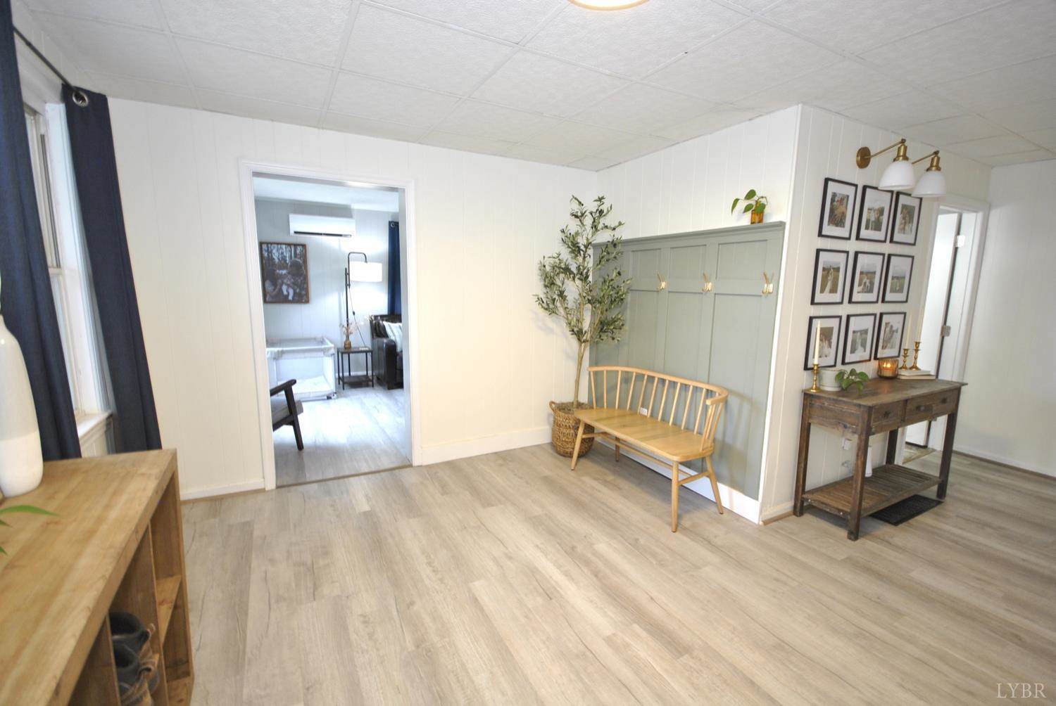 1021 Piedmont Street, Bedford, VA 24523