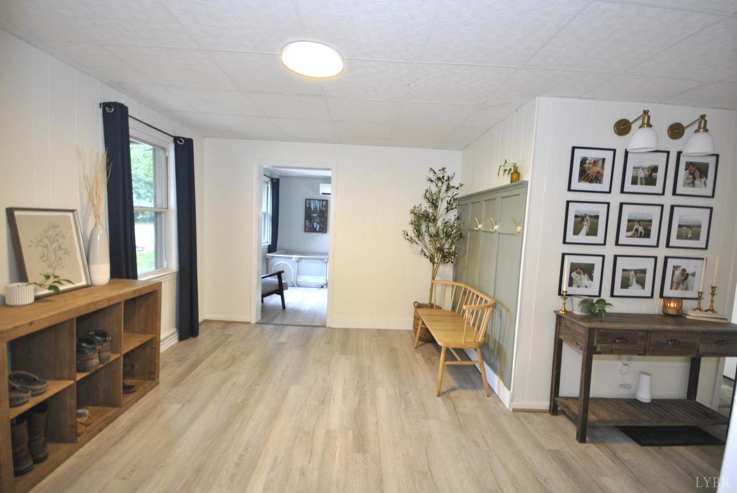 1021 Piedmont Street, Bedford, VA 24523