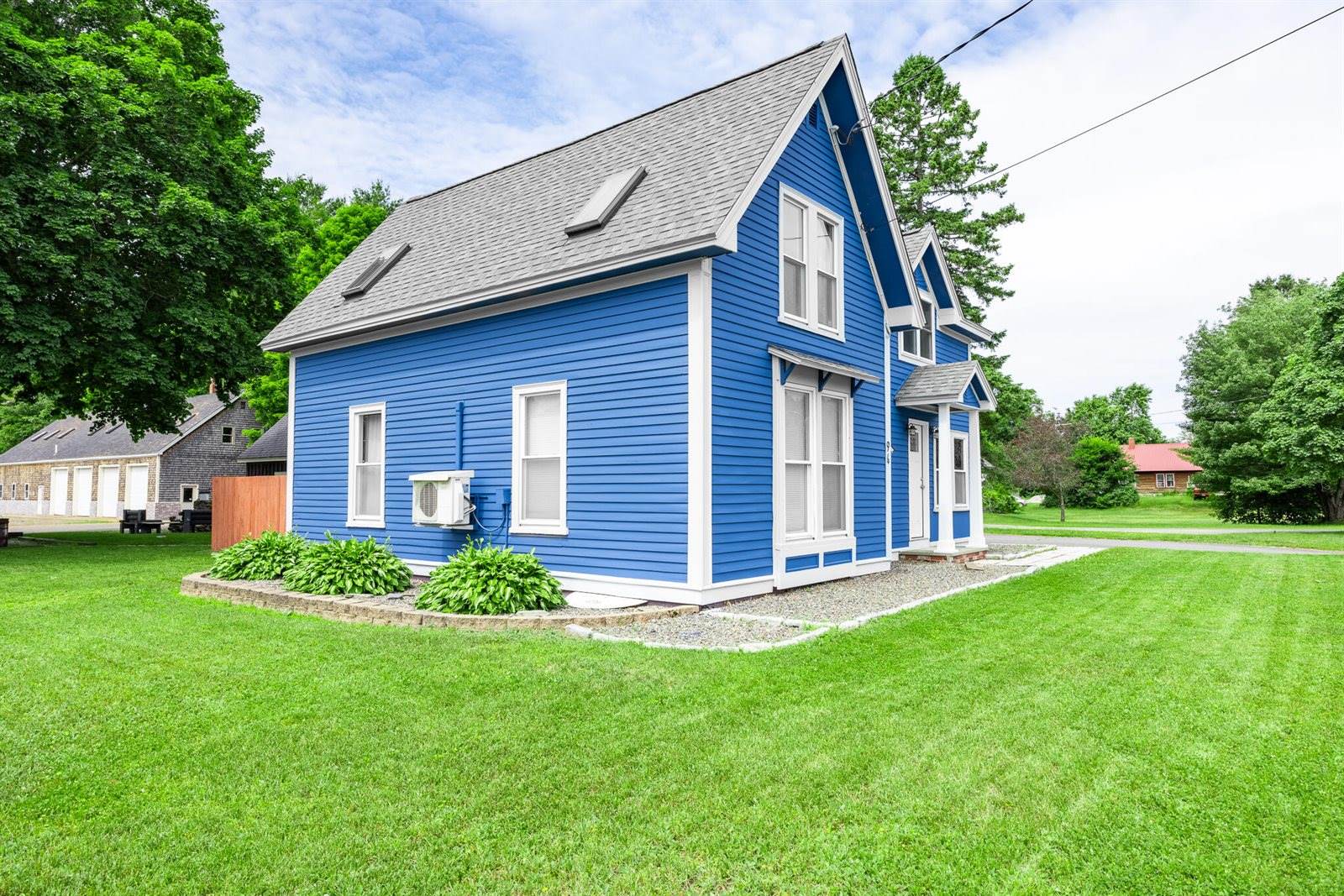 94 Park Street, Milo, ME 04463