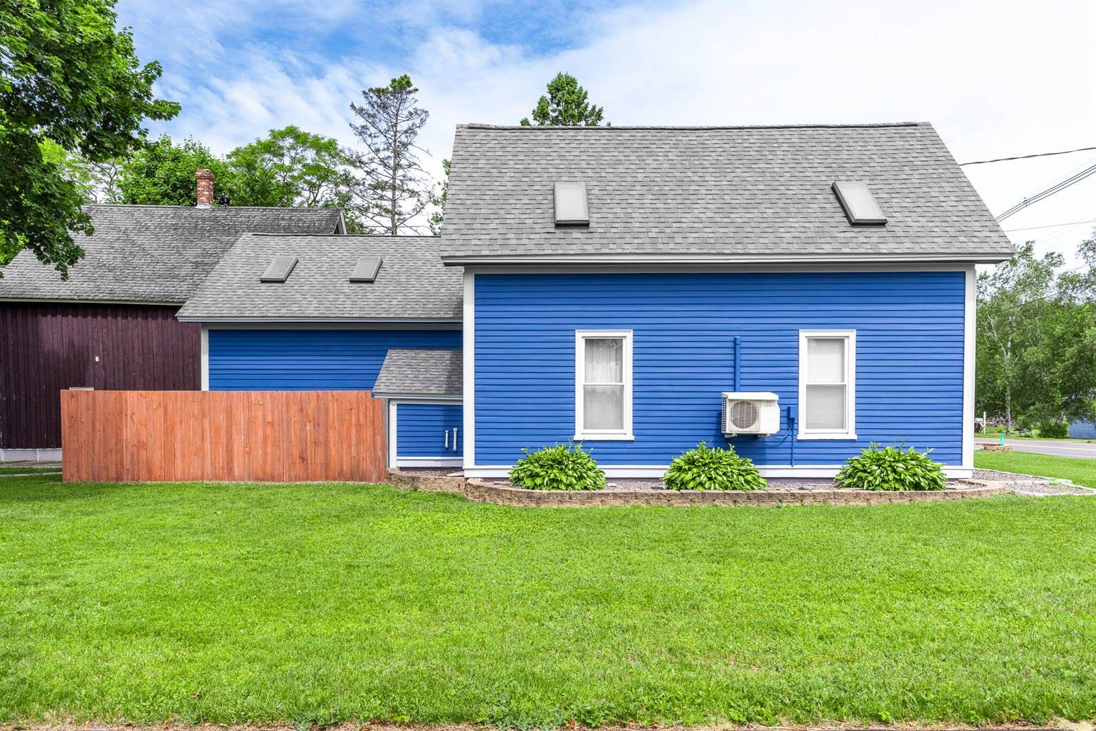 94 Park Street, Milo, ME 04463