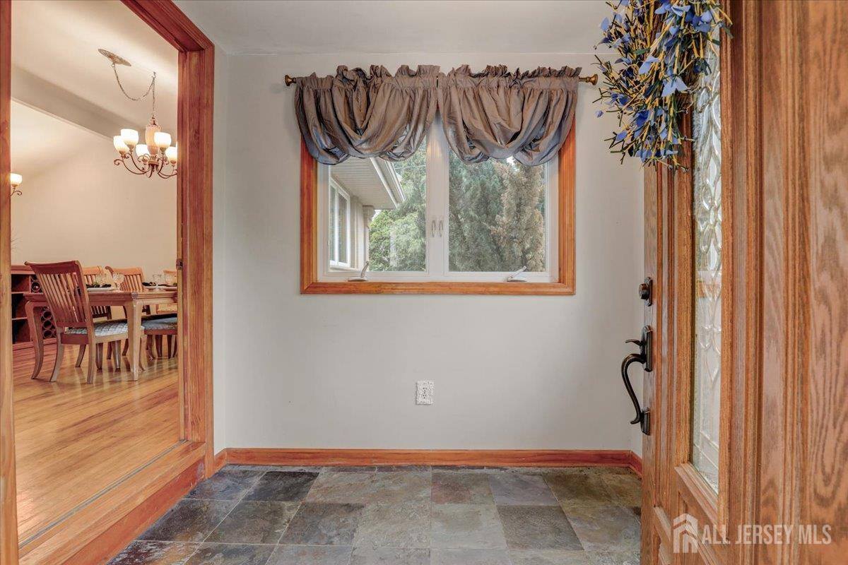 12 Euclid Road, South Amboy, NJ 08879