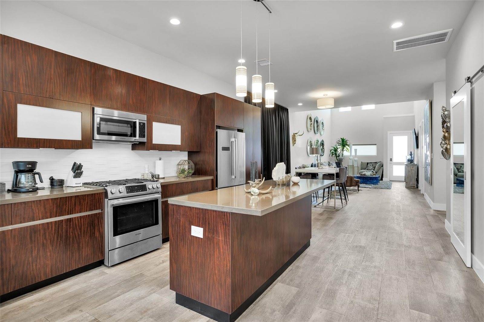 2209 Padron Place, Houston, TX 77091