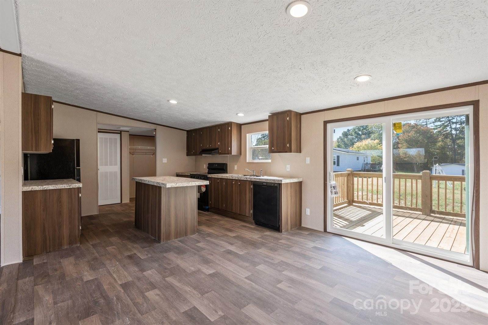 1128 Bethesda Road, Statesville, NC 28677