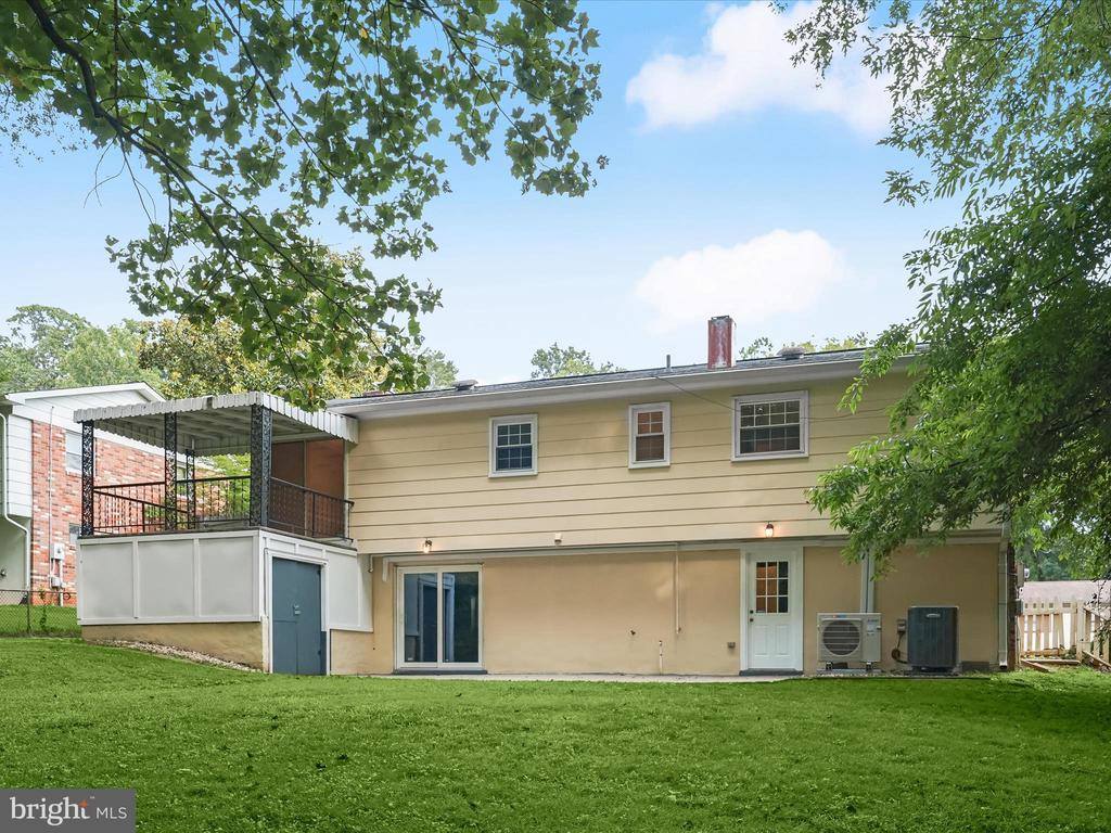 14460 Del Mar Drive, Woodbridge, VA 22193