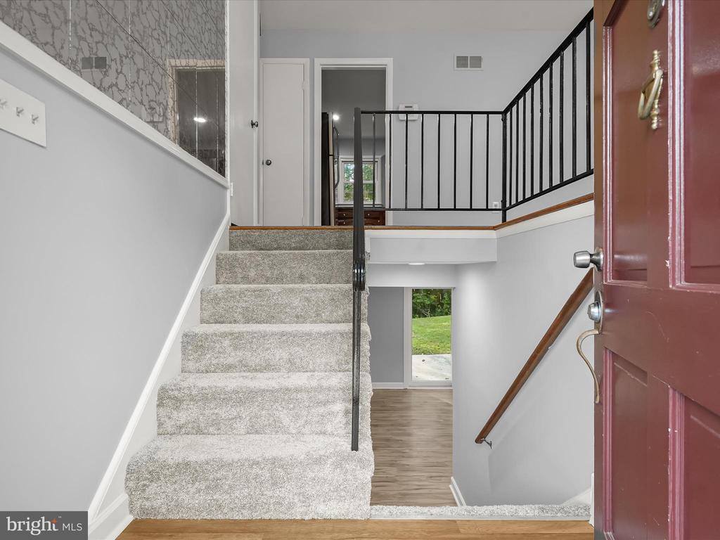 14460 Del Mar Drive, Woodbridge, VA 22193