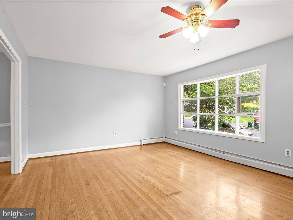 14460 Del Mar Drive, Woodbridge, VA 22193