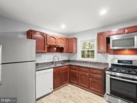 14460 Del Mar Drive, Woodbridge, VA 22193