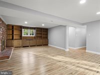 14460 Del Mar Drive, Woodbridge, VA 22193