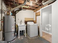 14460 Del Mar Drive, Woodbridge, VA 22193