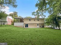 14460 Del Mar Drive, Woodbridge, VA 22193