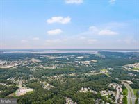 14460 Del Mar Drive, Woodbridge, VA 22193