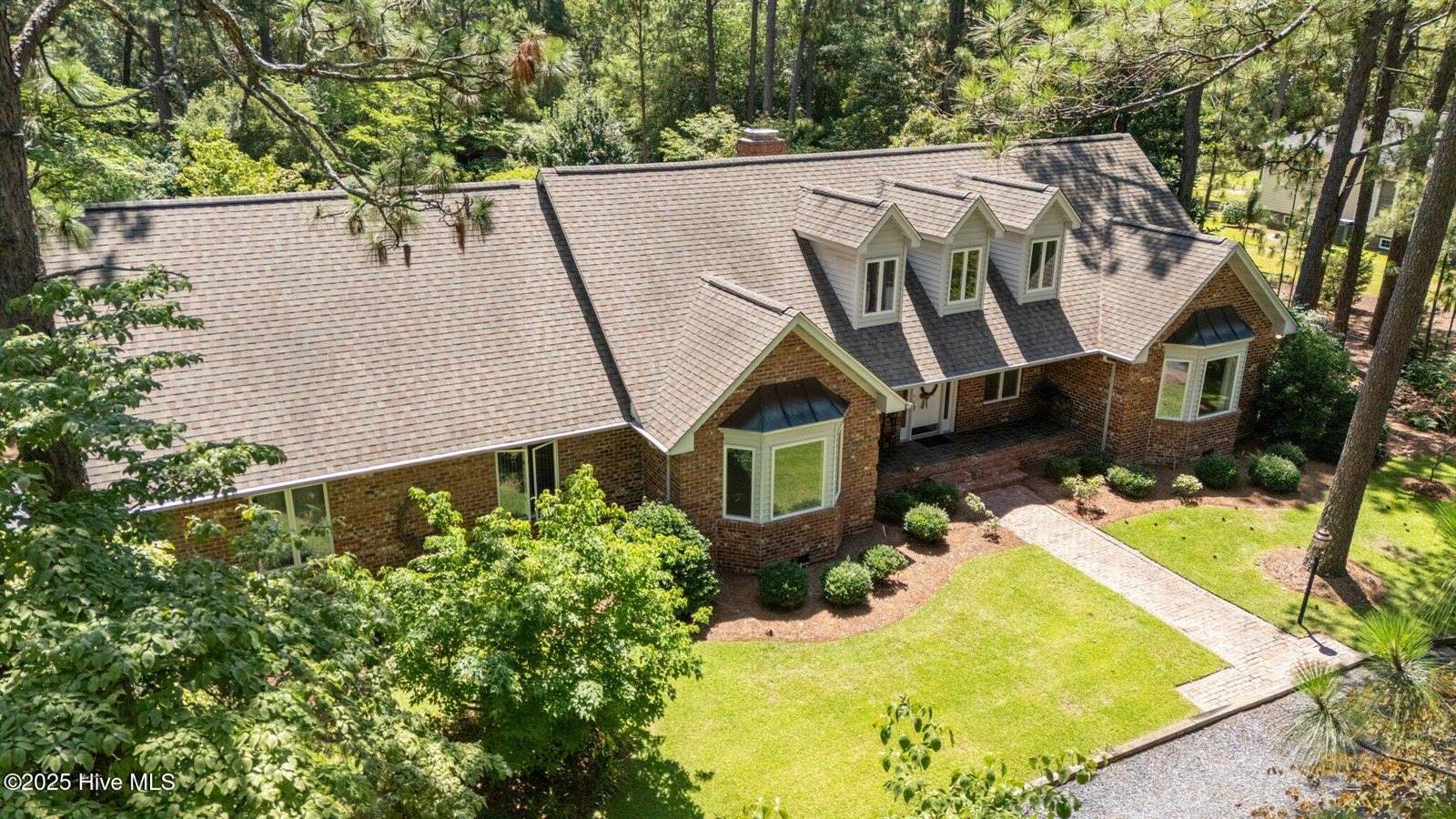15 Magnolia Avenue, Pinehurst, NC 28374