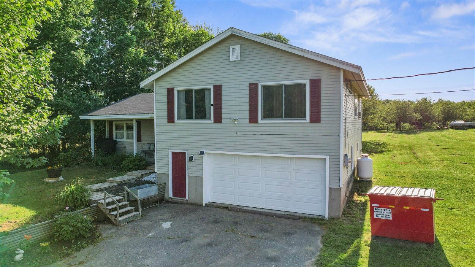 40 Whitten Road, Burnham, ME 04922