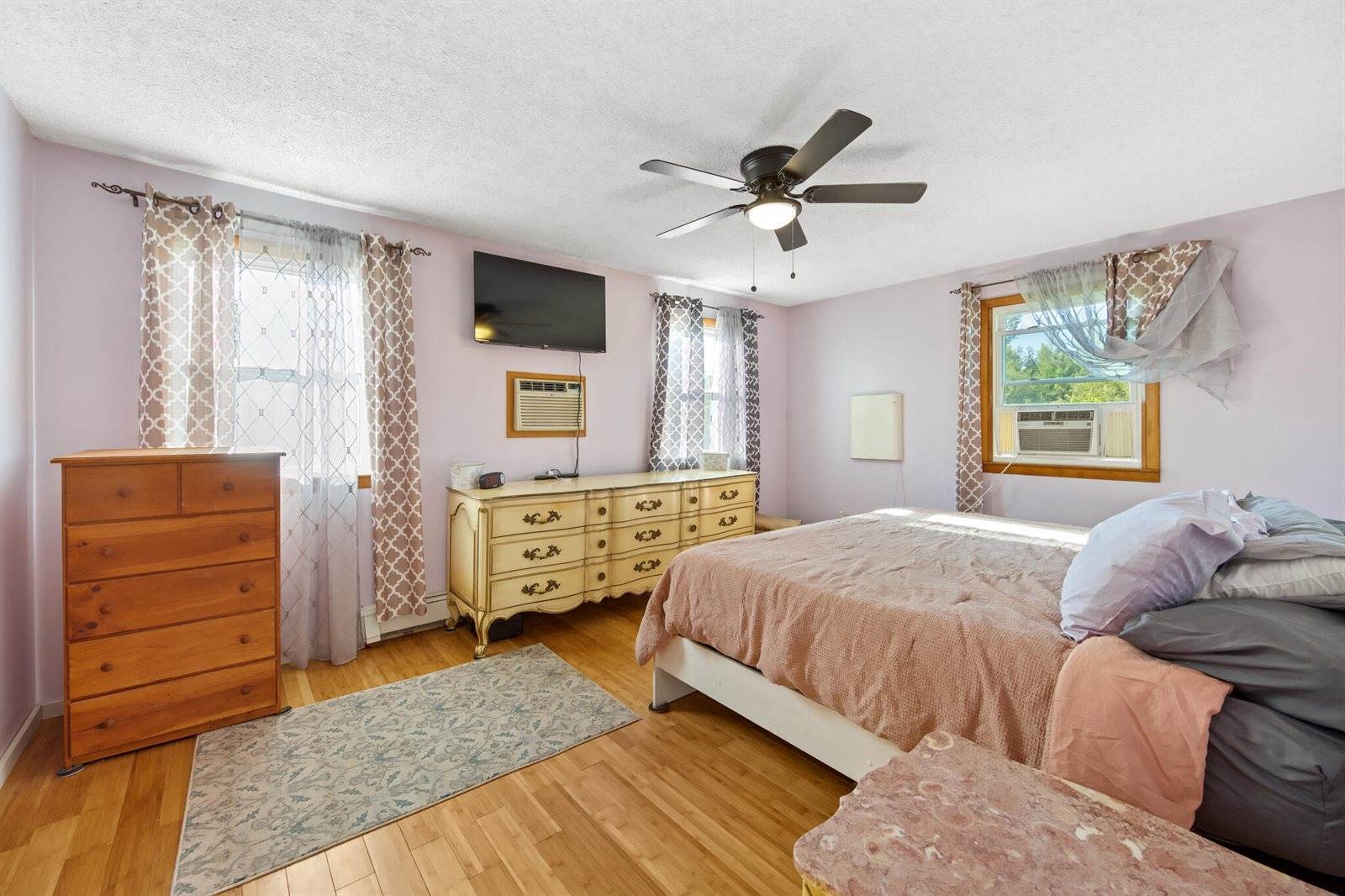 40 Whitten Road, Burnham, ME 04922