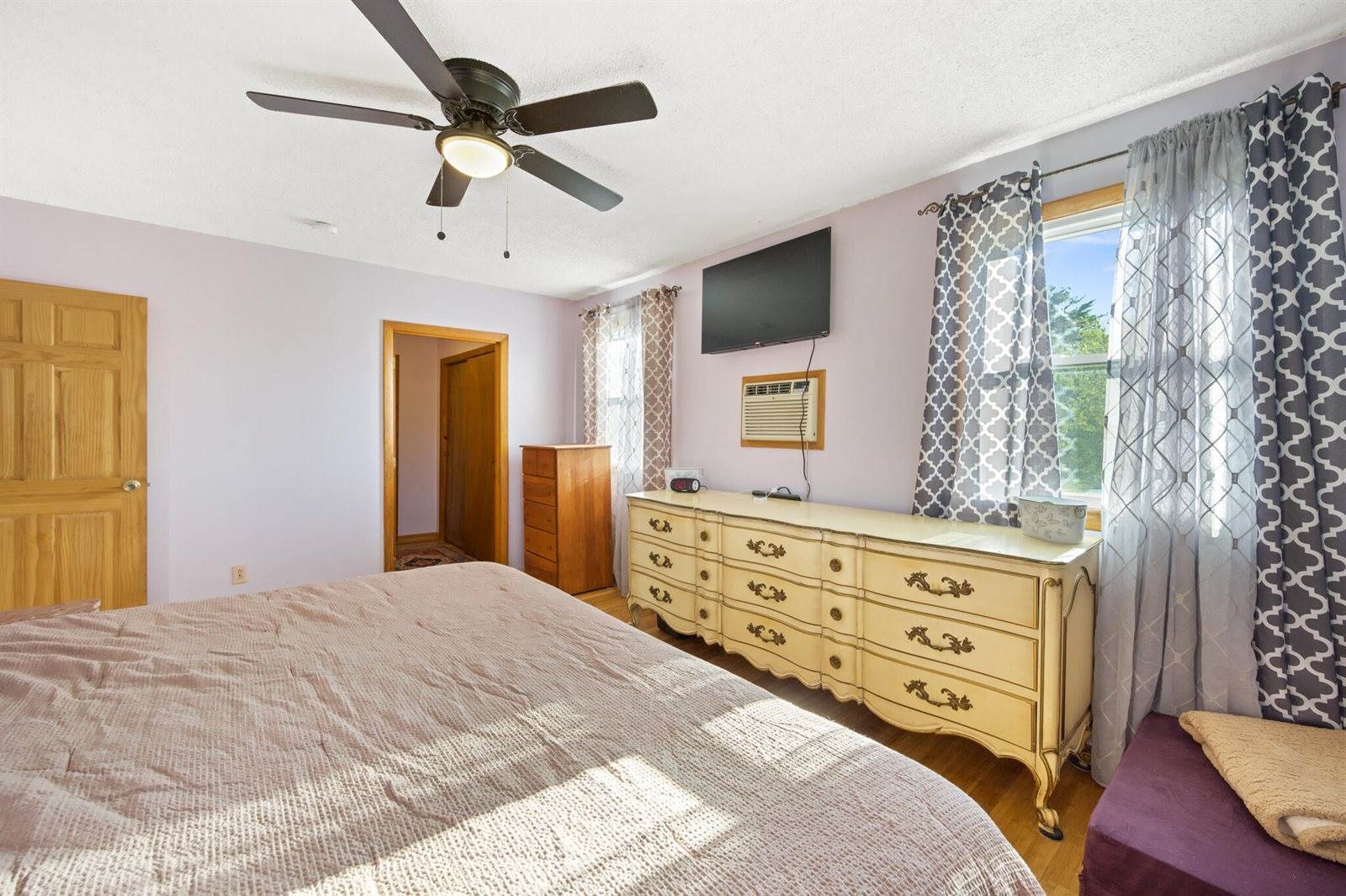 40 Whitten Road, Burnham, ME 04922