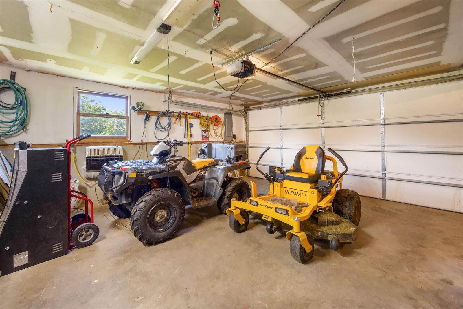 40 Whitten Road, Burnham, ME 04922