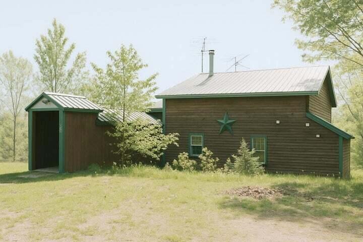 20 Monument Road, Abbot, ME 04406