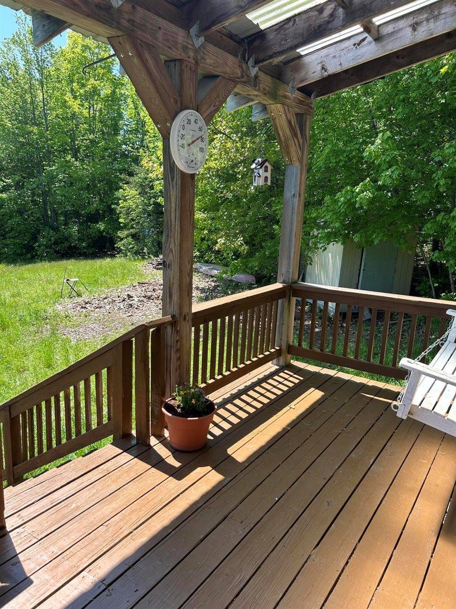 20 Monument Road, Abbot, ME 04406