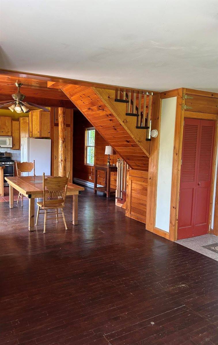 20 Monument Road, Abbot, ME 04406