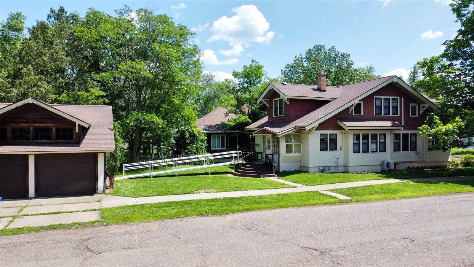 221 3rd Street, Moose Lake, MN 55767