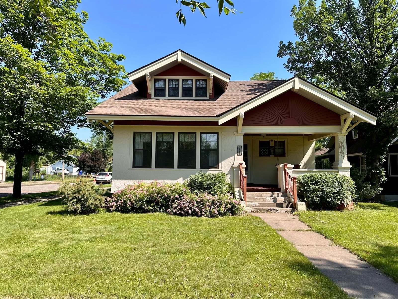 221 3rd Street, Moose Lake, MN 55767