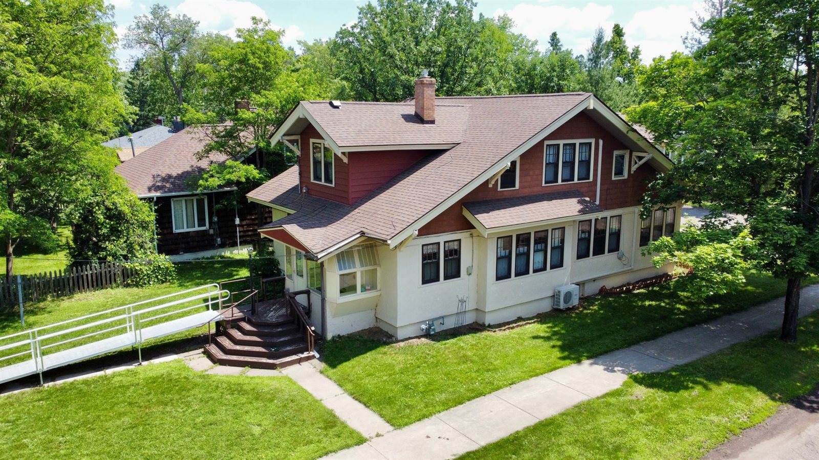 221 3rd Street, Moose Lake, MN 55767