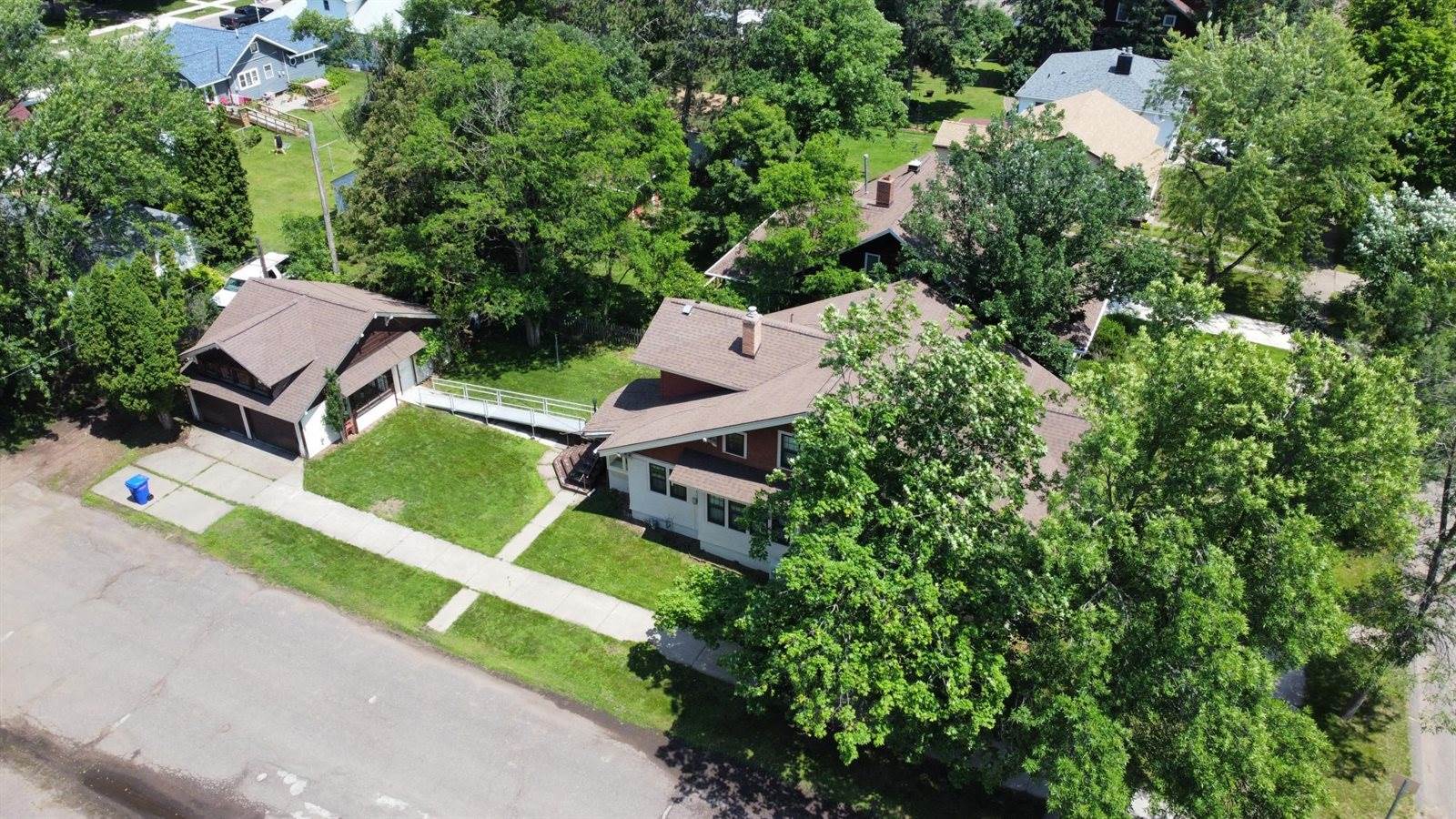 221 3rd Street, Moose Lake, MN 55767