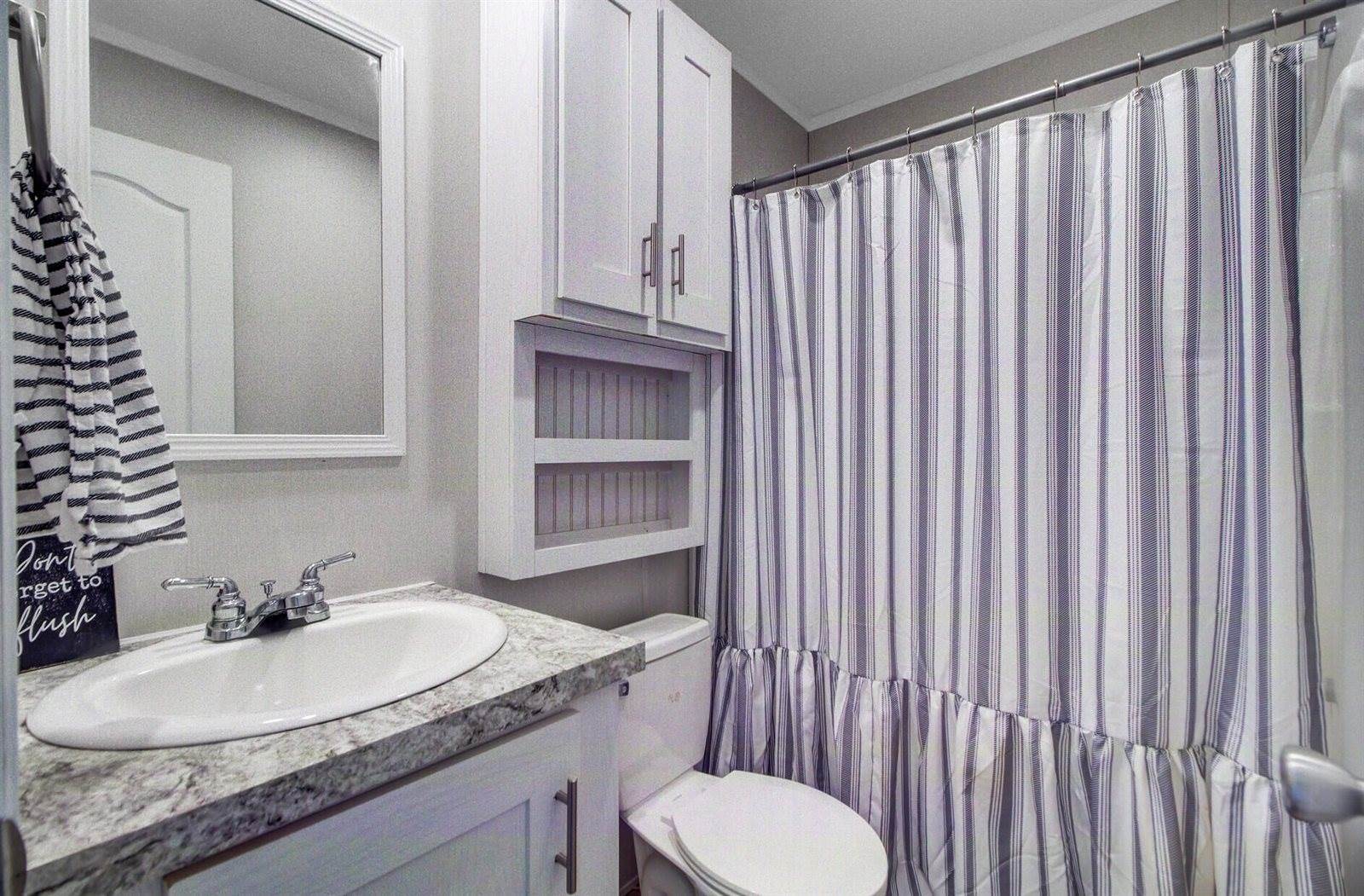 158 Brant Acres Lane, Bonneau, SC 29431