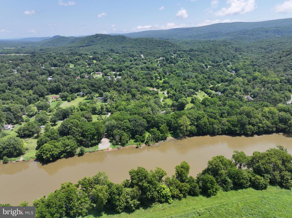 779 Western Lane, Front Royal, VA 22630