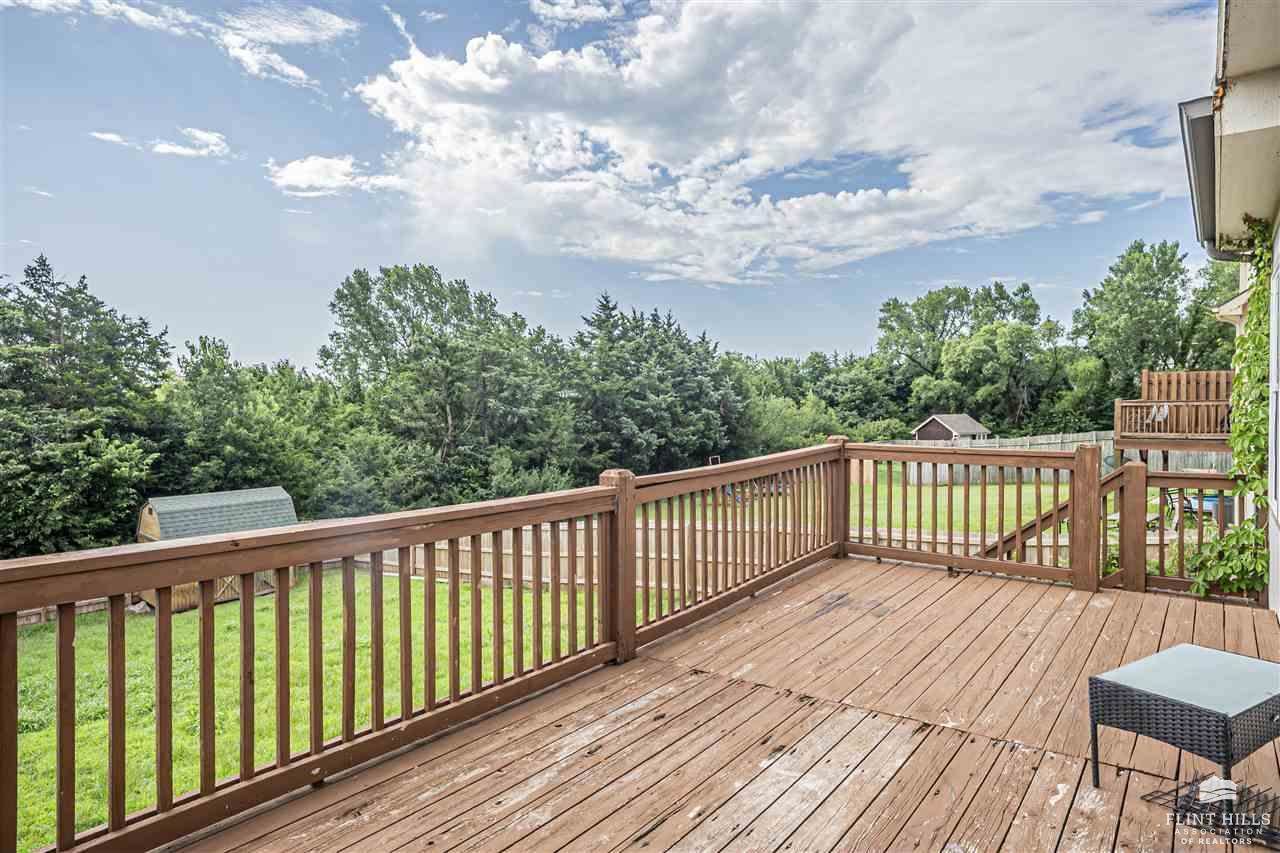 2121 Brooke Bend, Junction City, KS 66441