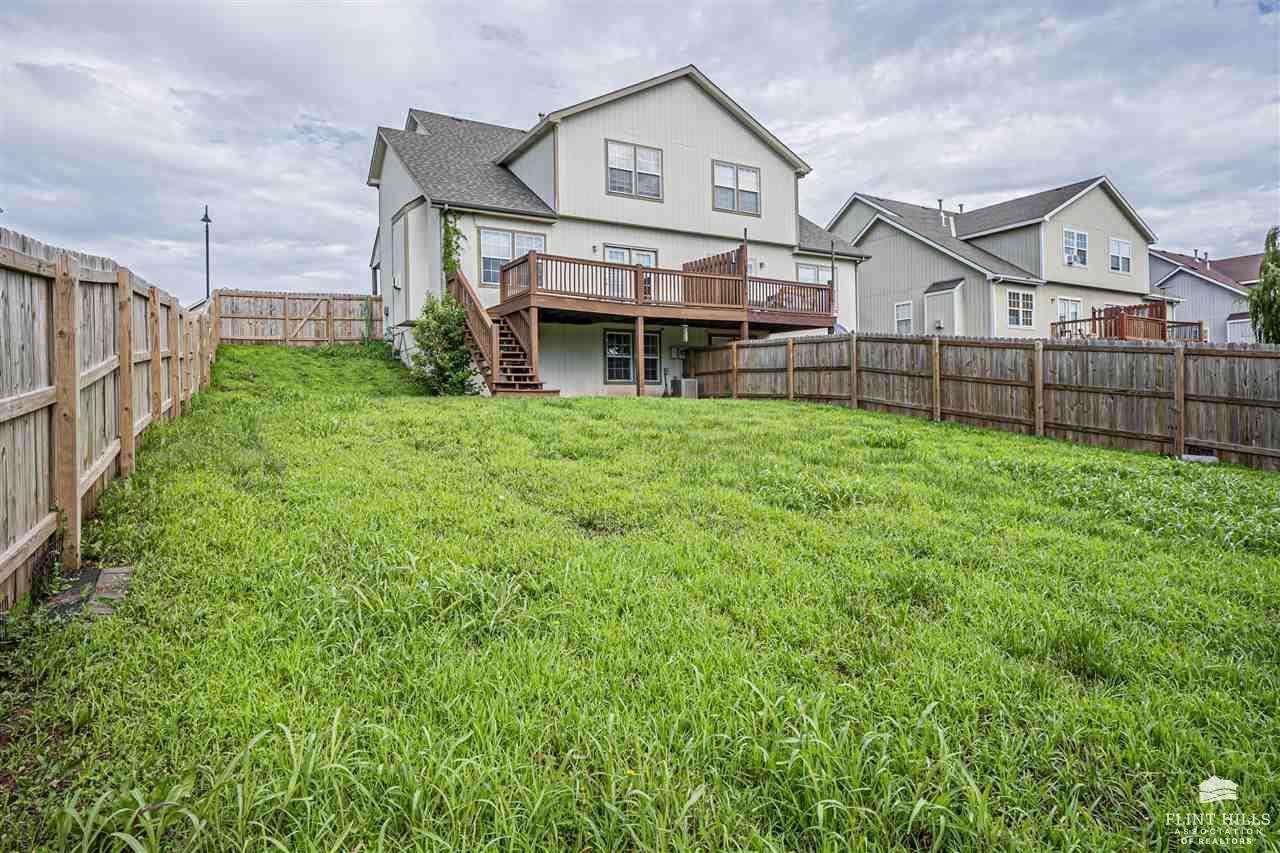 2121 Brooke Bend, Junction City, KS 66441