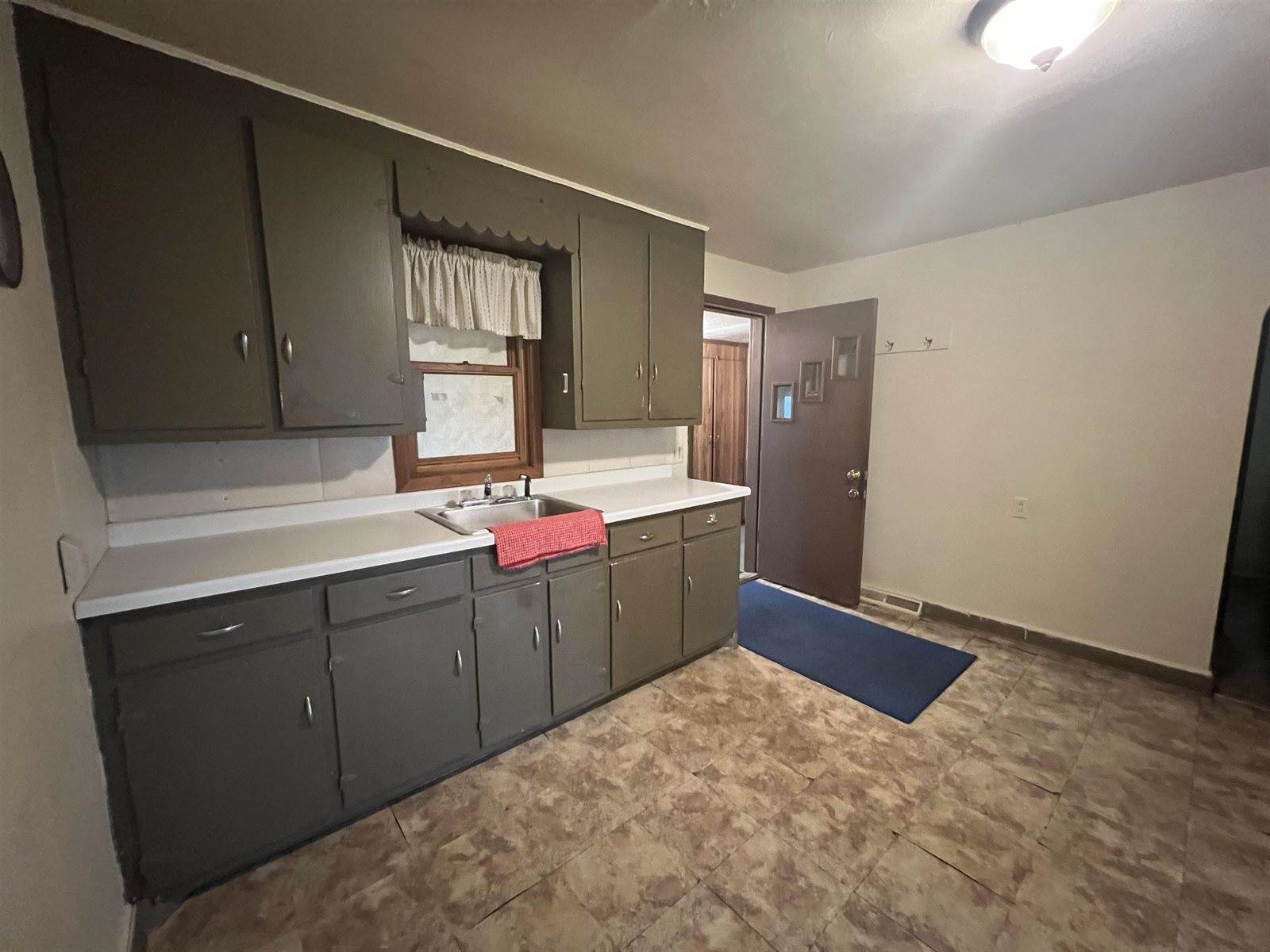 215530 North Shore Drive, Hatley, WI 54440