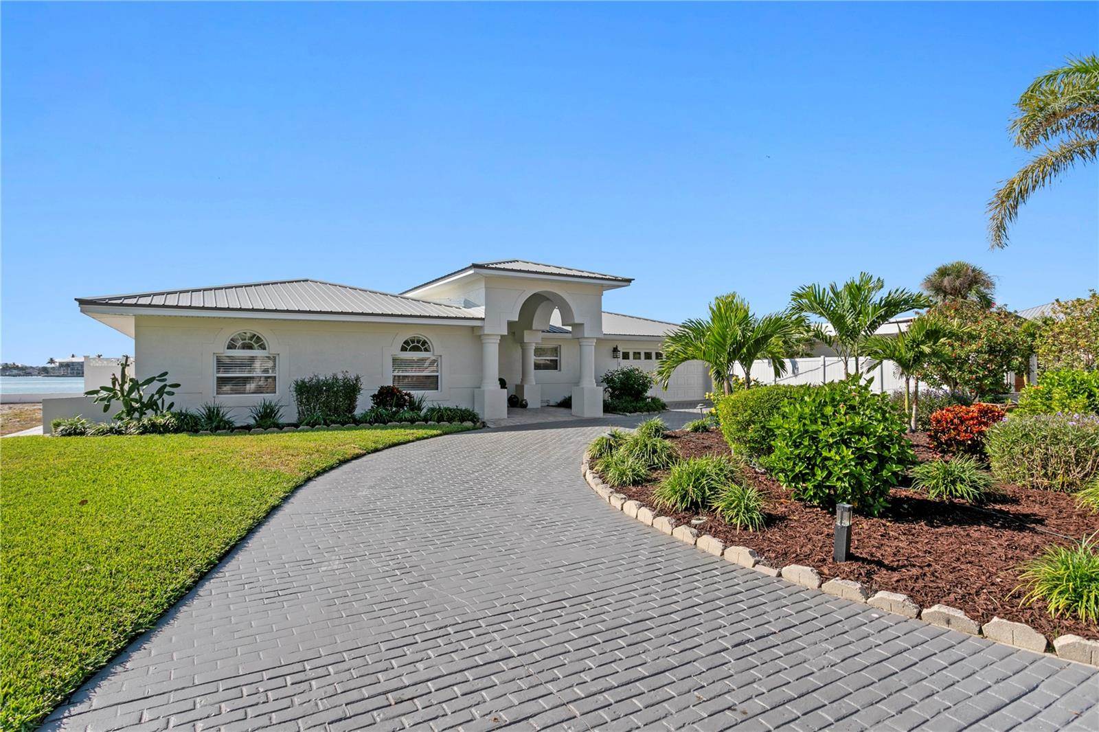 7060 South Shore Drive, South Pasadena, FL 33707