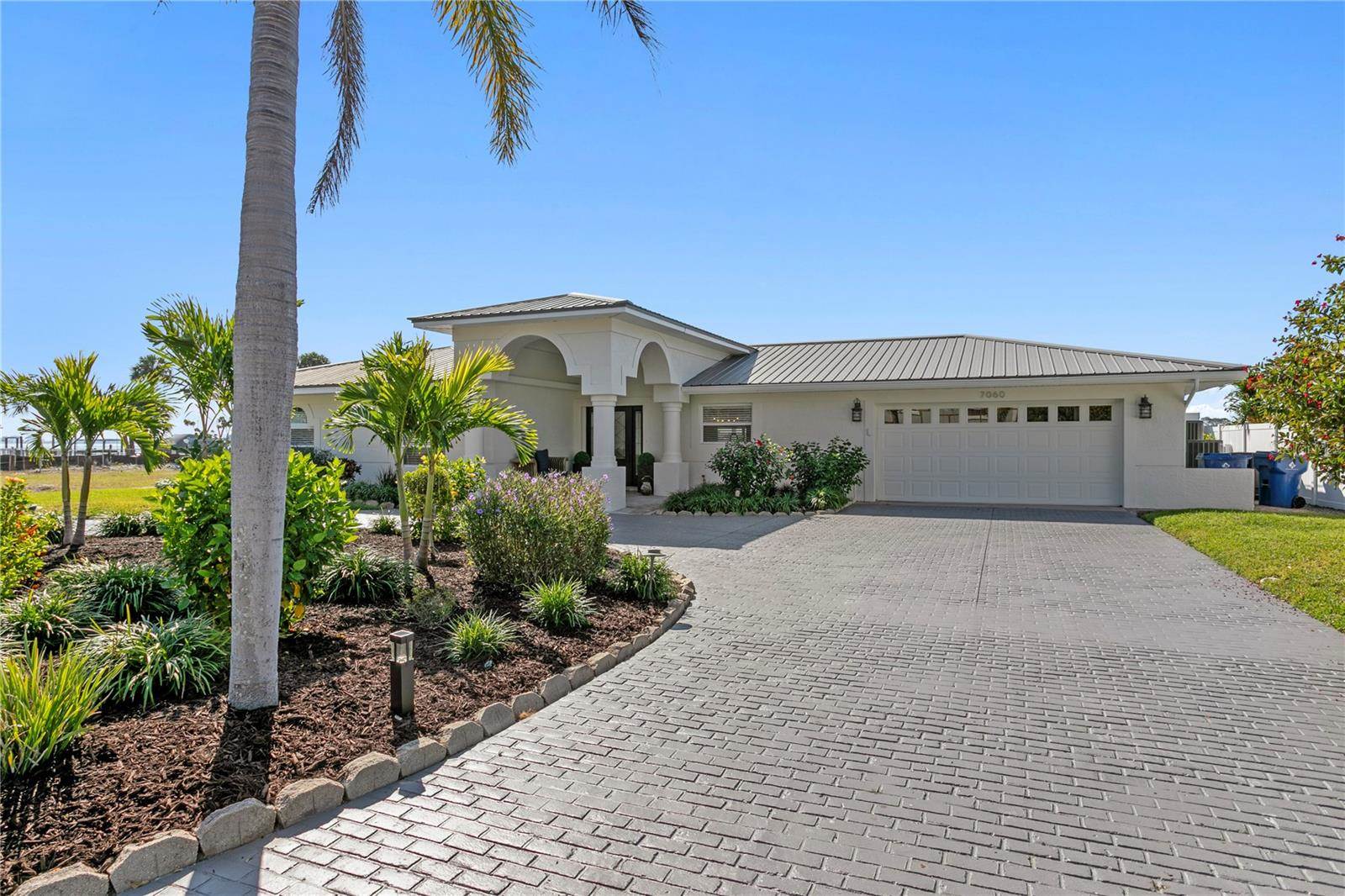 7060 South Shore Drive, South Pasadena, FL 33707