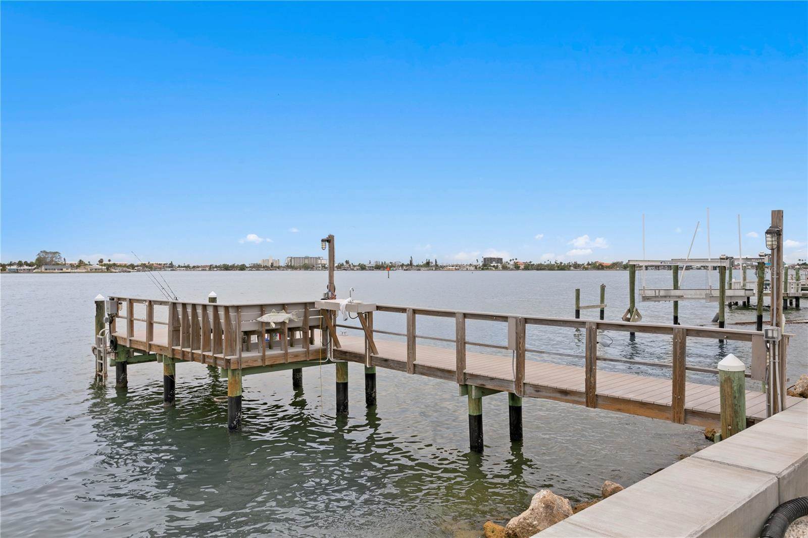 7060 South Shore Drive, South Pasadena, FL 33707