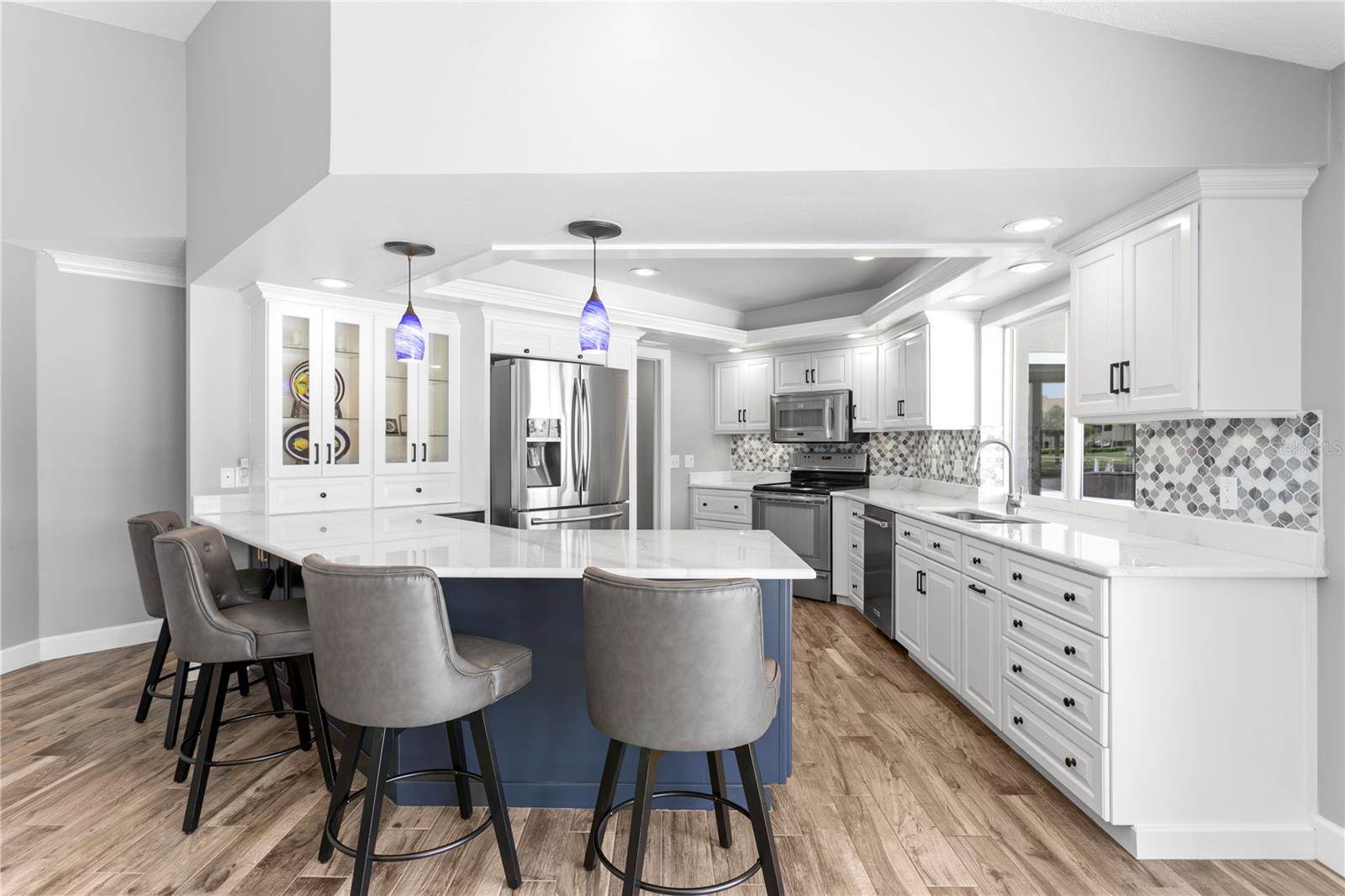 2773 Seabreeze Drive South, Gulfport, FL 33707