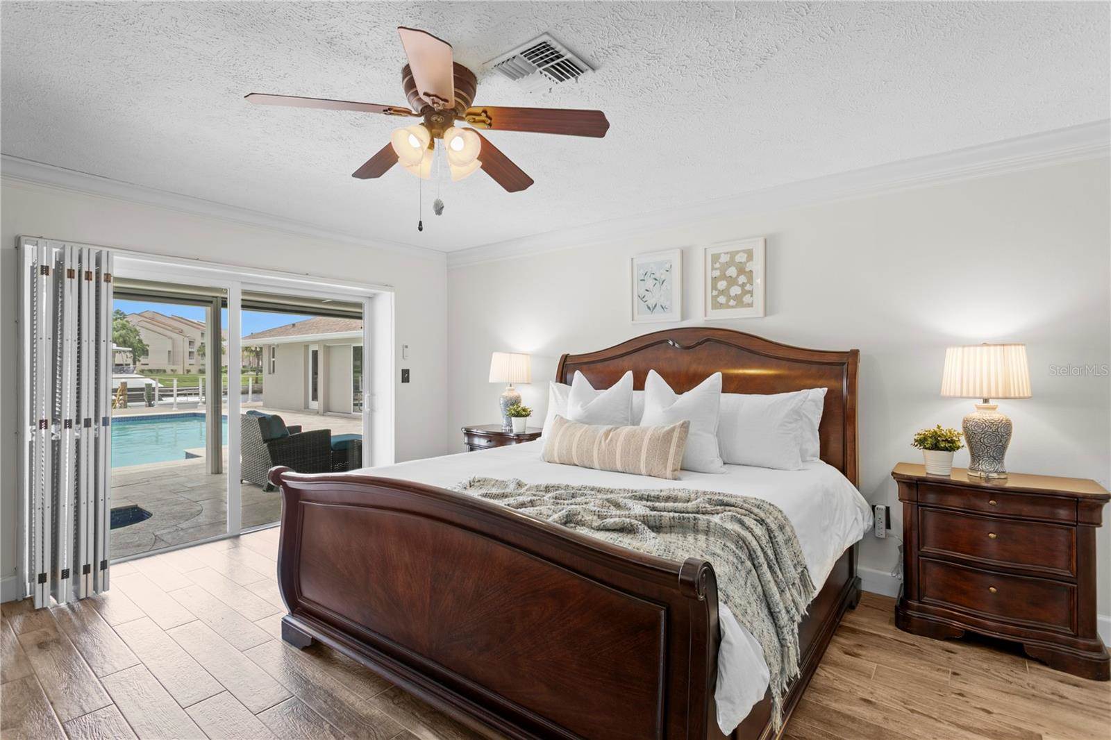 2773 Seabreeze Drive South, Gulfport, FL 33707