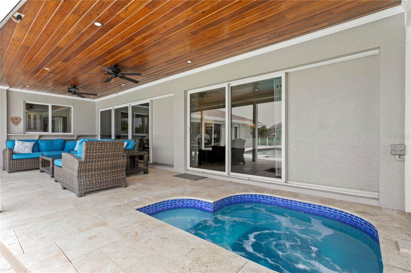 2773 Seabreeze Drive South, Gulfport, FL 33707