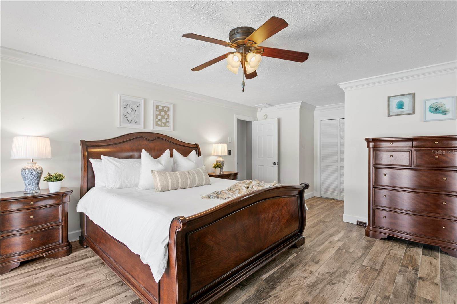 2773 Seabreeze Drive South, Gulfport, FL 33707