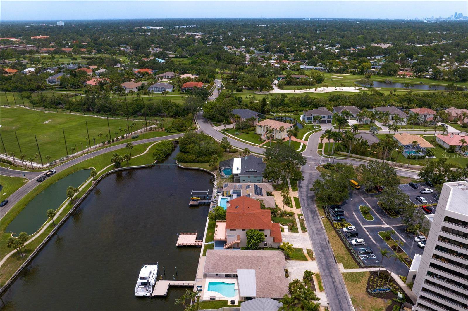 2773 Seabreeze Drive South, Gulfport, FL 33707