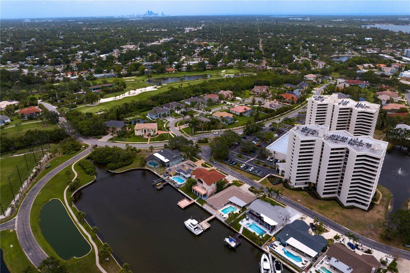 2773 Seabreeze Drive South, Gulfport, FL 33707