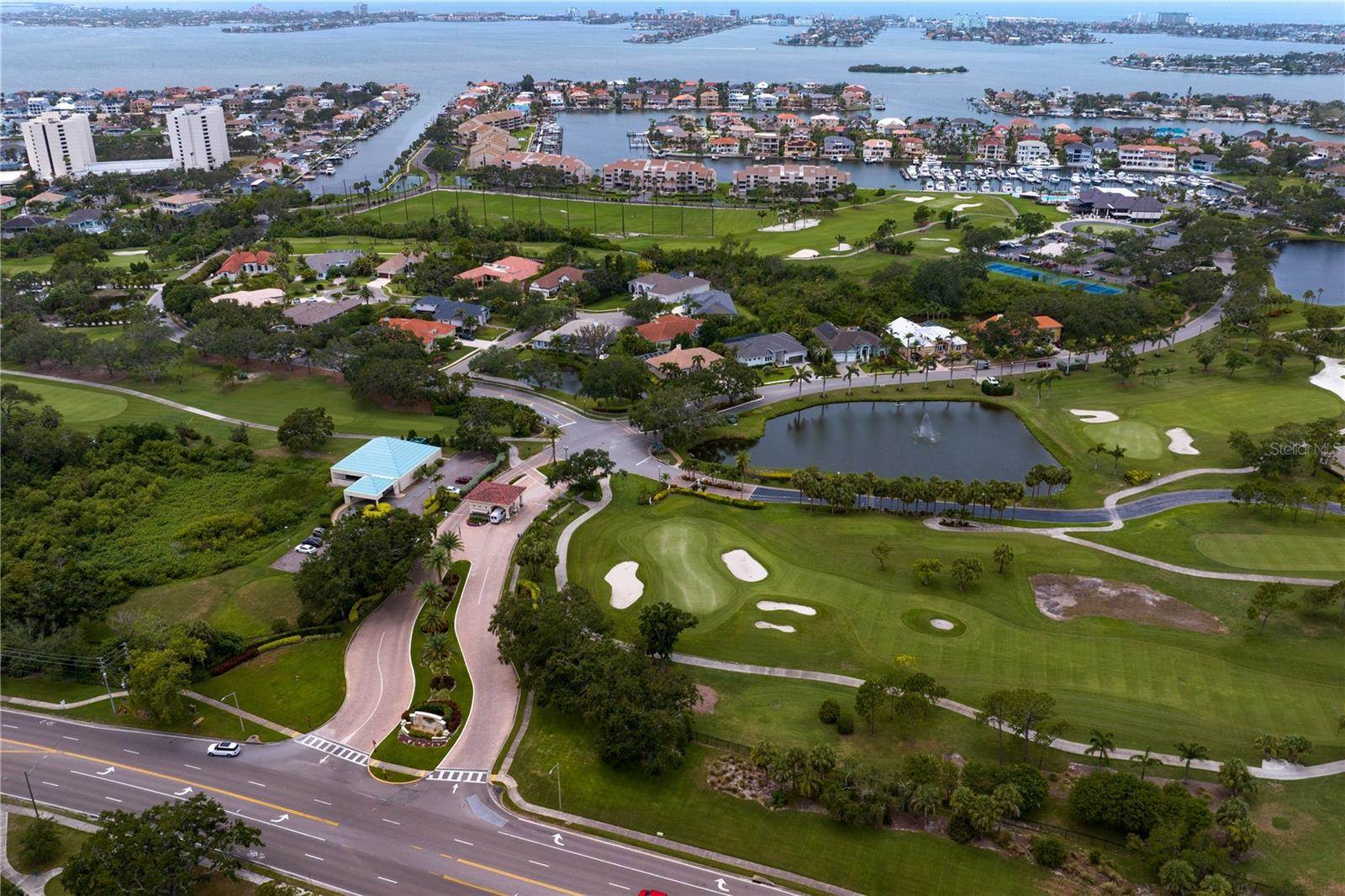 2773 Seabreeze Drive South, Gulfport, FL 33707