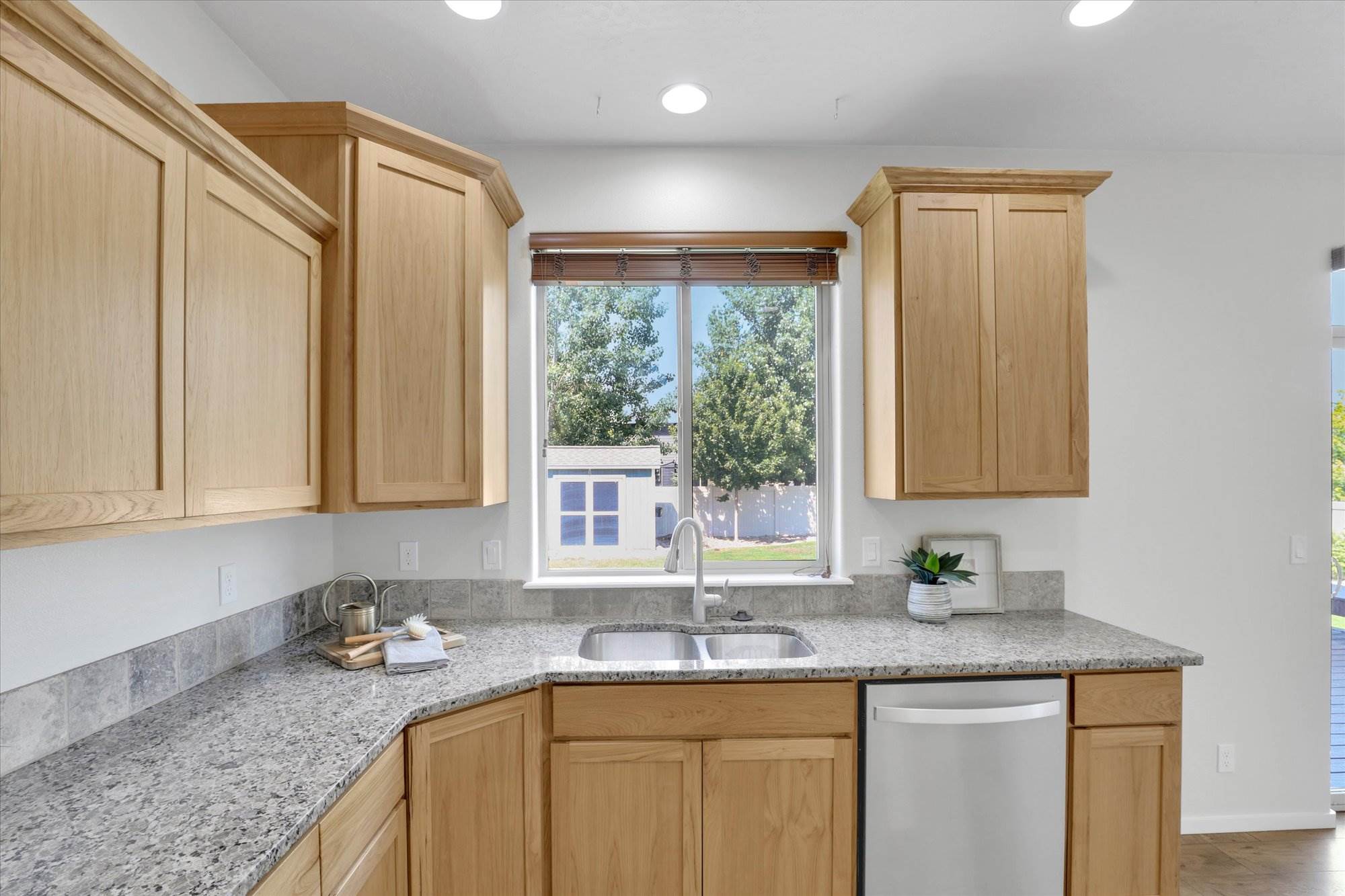 9333 N Prince William Loop, Hayden, ID 83835