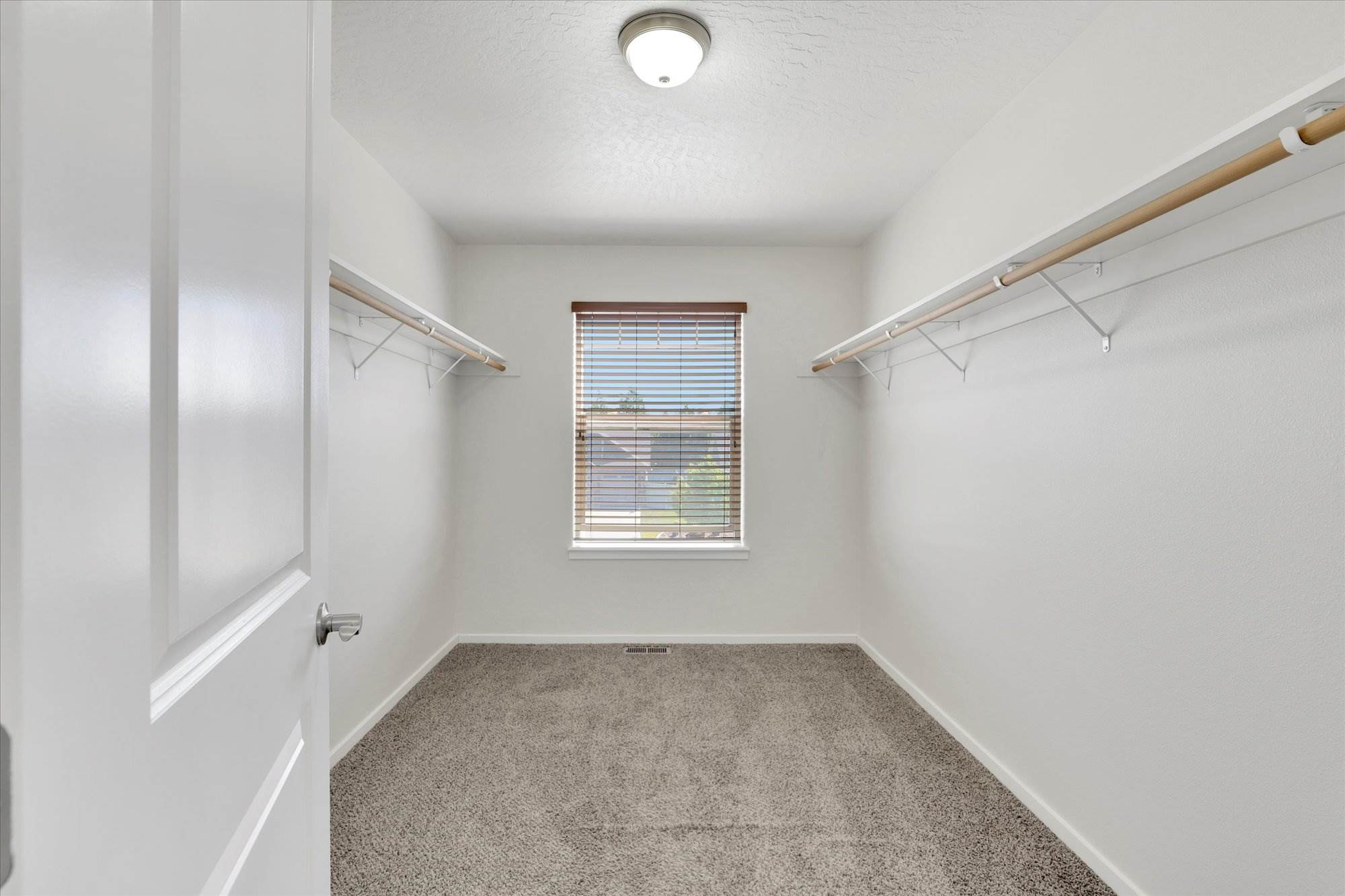 9333 N Prince William Loop, Hayden, ID 83835