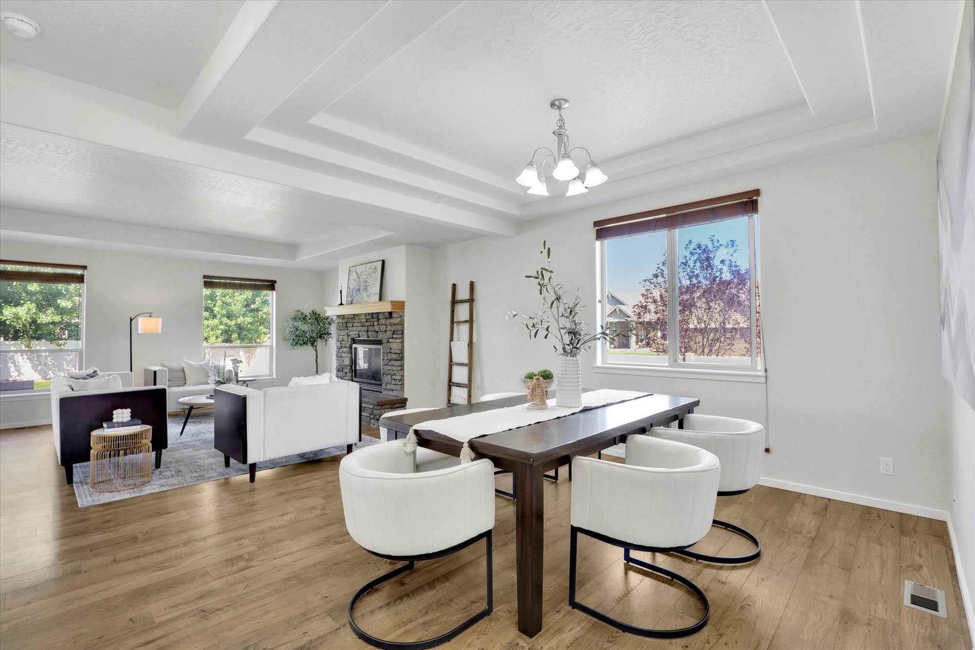 9333 N Prince William Loop, Hayden, ID 83835