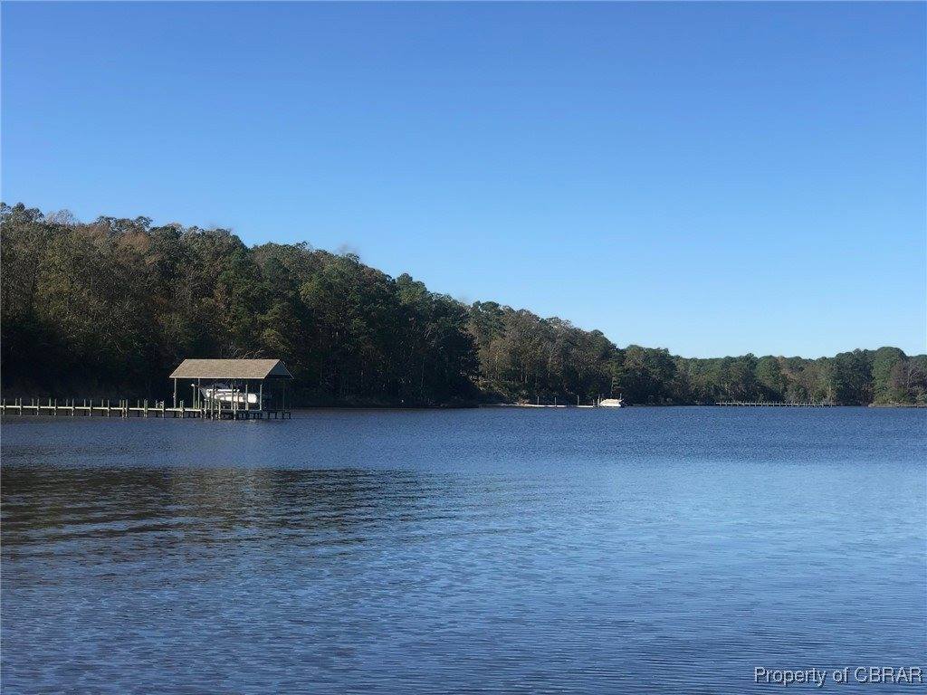 27 East West PKwy, Gloucester County, VA 23061