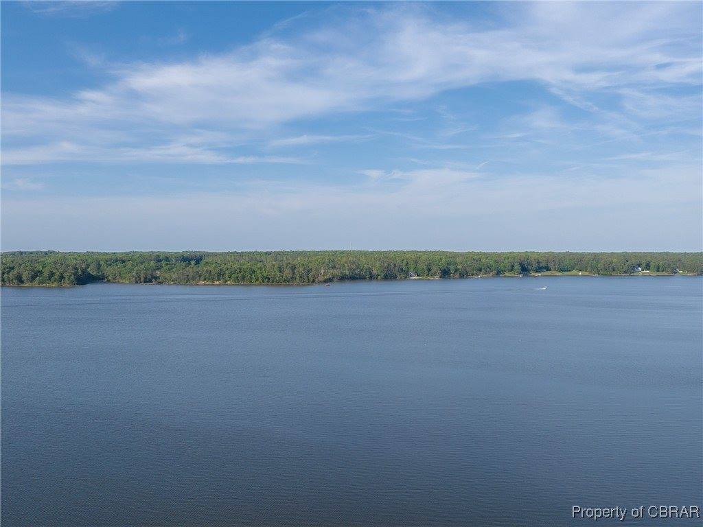 27 East West PKwy, Gloucester County, VA 23061