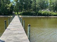 27 East West PKwy, Gloucester County, VA 23061