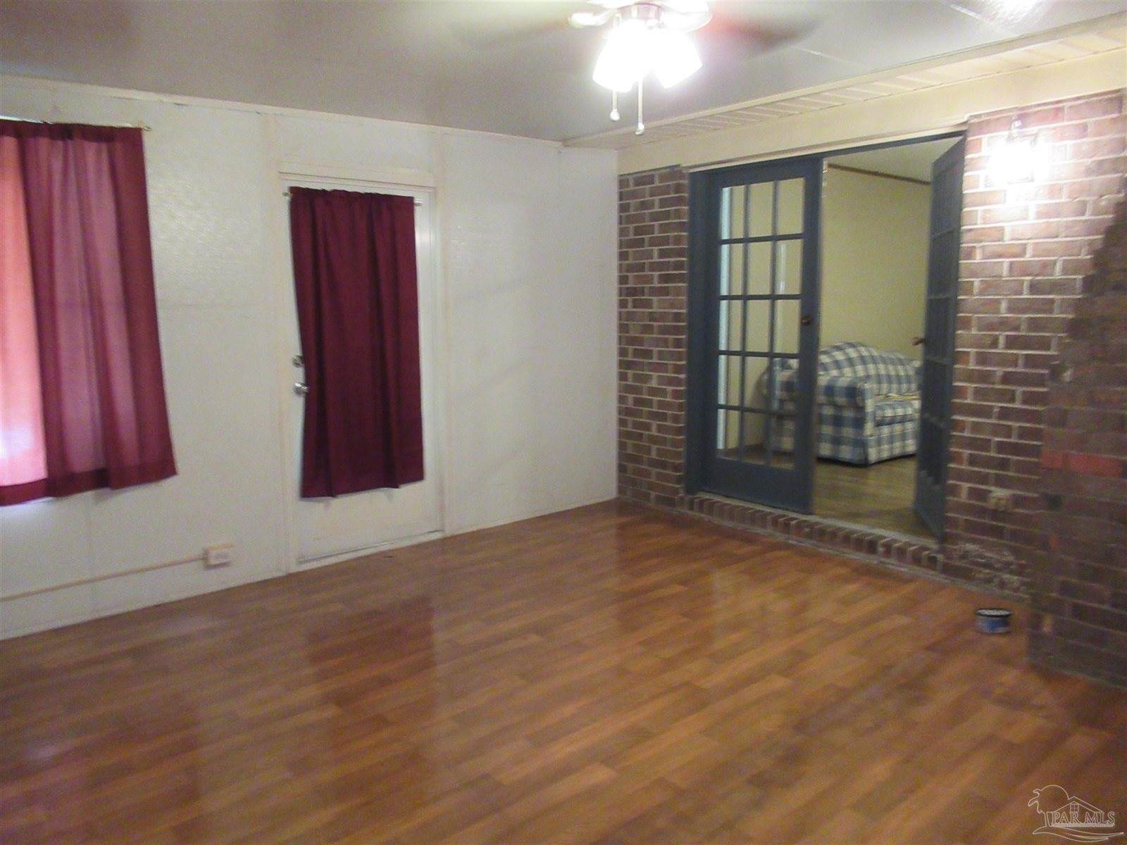 1025 Cynthia Ln, Pensacola, FL 32534