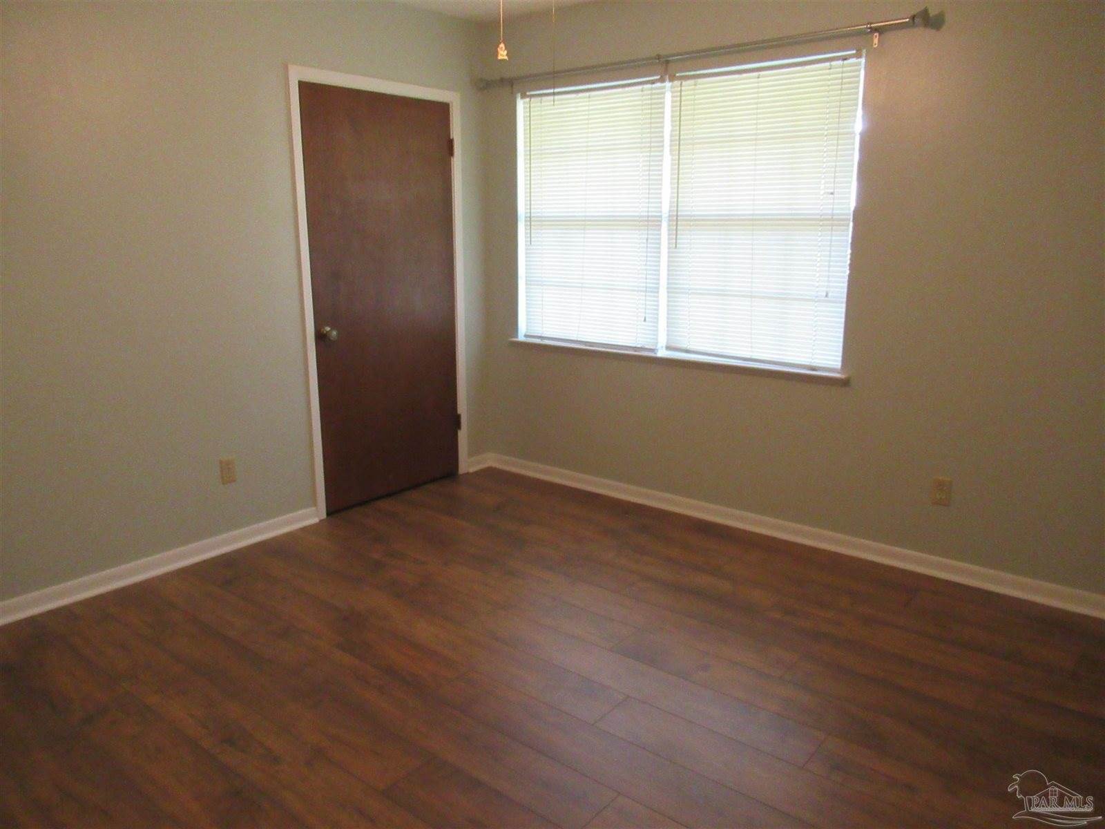 1025 Cynthia Ln, Pensacola, FL 32534